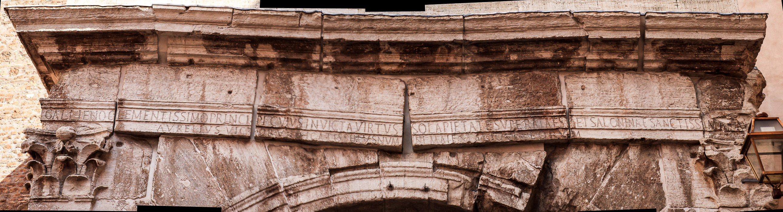 Servian Wall / Servian Wall and Gates - The servian wall (in latin: